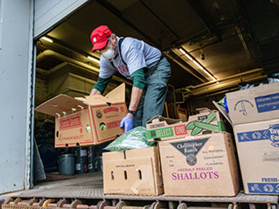 Image of Bechtel Donates 182,000 Meals To Golden Harvest Food Bank