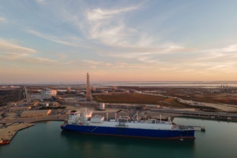 image of a LNG tank facility on the water