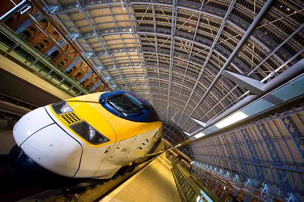 HS1 enabled Eurostar trains to travel at up to 186 miles (300 kilometers) per hour